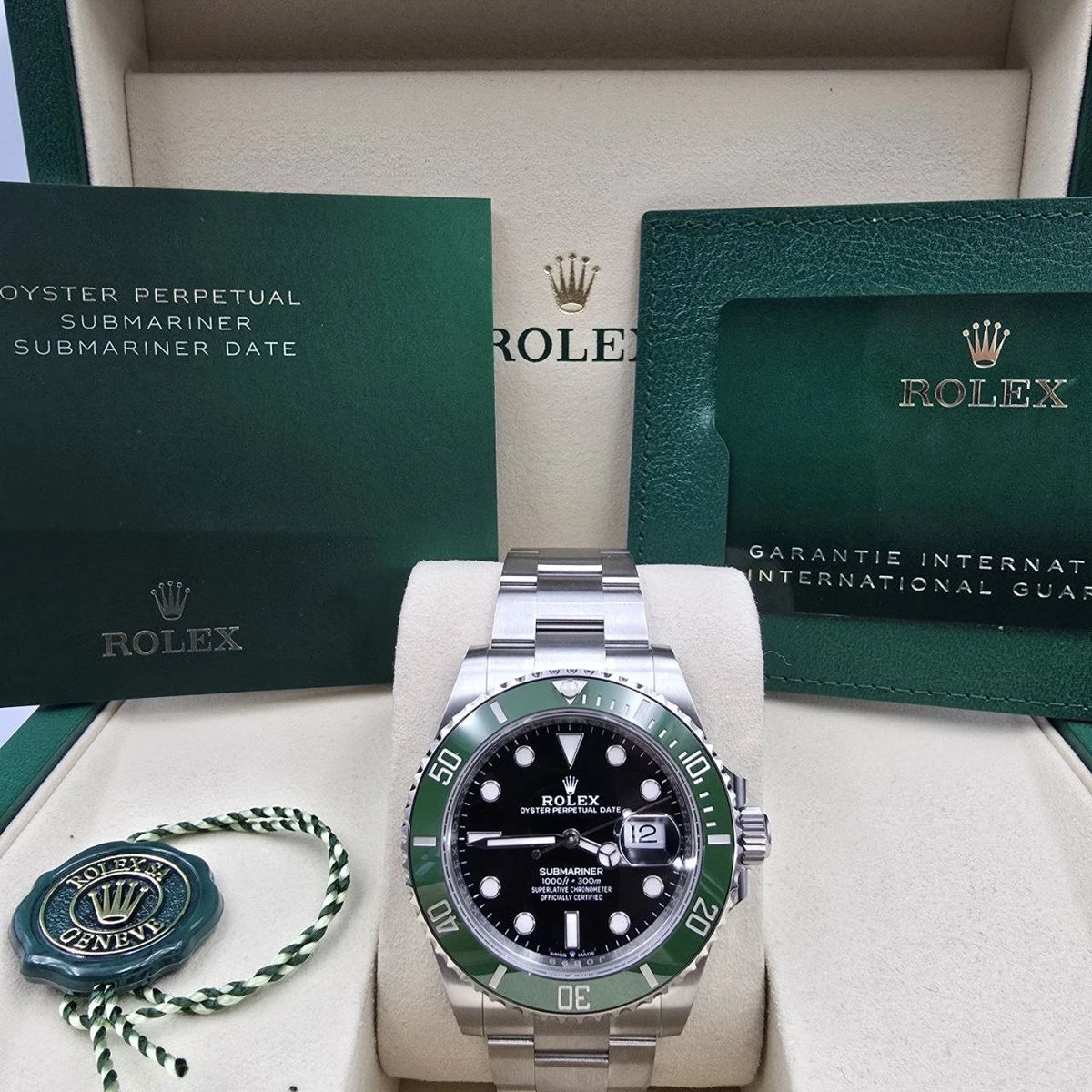 NEW 2026 Rolex Submariner Date Starbucks Green Bezel Black 41mm 126610LV UNWORN