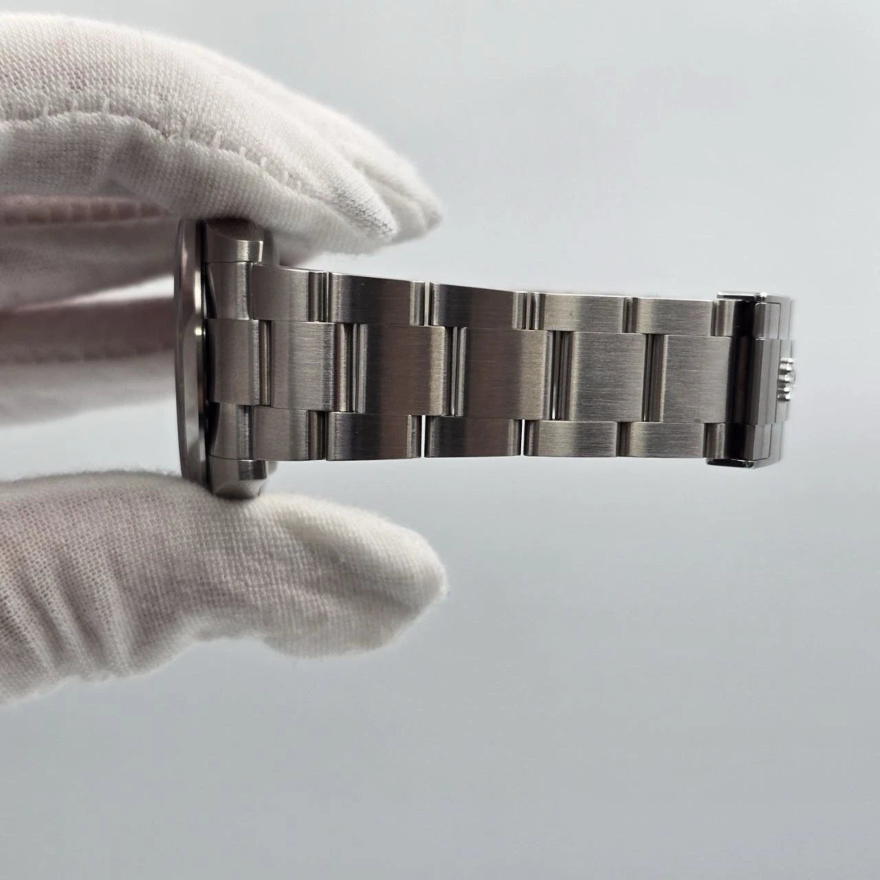 PAPERS 2024 Rolex Explorer I 40mm 224270 Stainless Steel Black Dial BOX