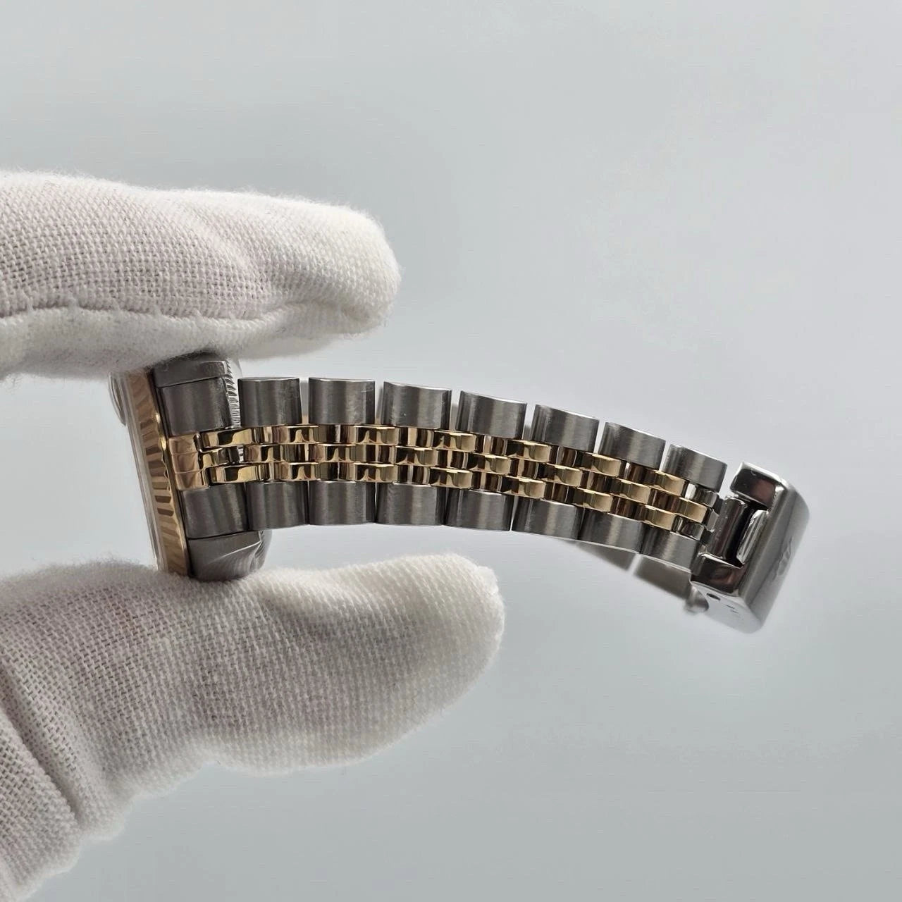 Rolex Datejust 79173 Fluted Bezel Two Tone Jubilee Black Dial 26mm Watch