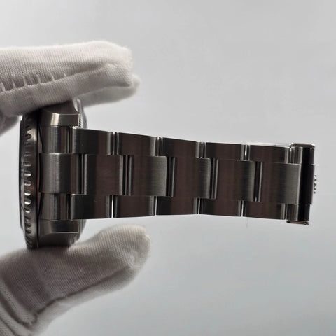 PAPERS 2023 Rolex Sea-Dweller Deepsea Black Ceramic Steel Dive 44mm 136660 BOX