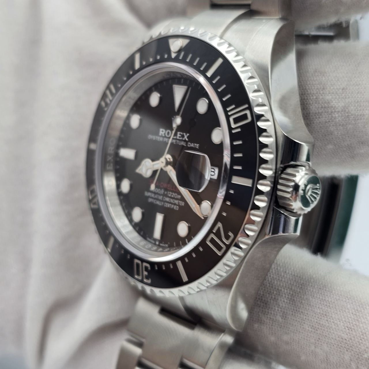 2025 PAPERS Rolex Sea-Dweller Black Red Letters Stainless Steel 43mm 126600 BOX
