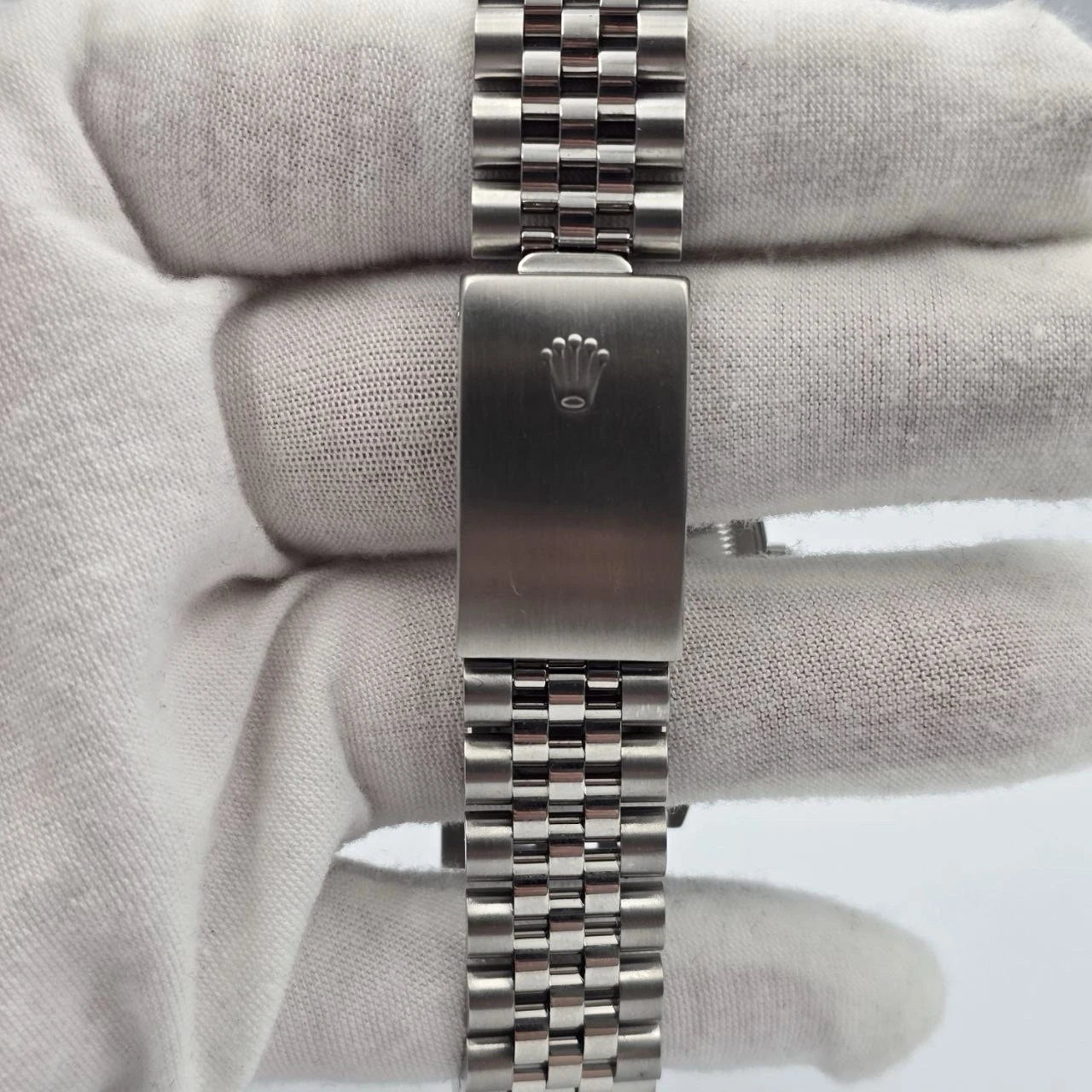 2005 Rolex Datejust Factory Black Dial Stainless Steel Jubilee 16234 36mm Watch