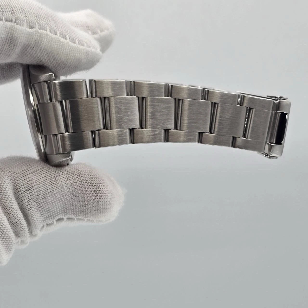 PAPERS 2005 Rolex Explorer l 114270 Men's Automatic 36mm Steel Black Dial Watch