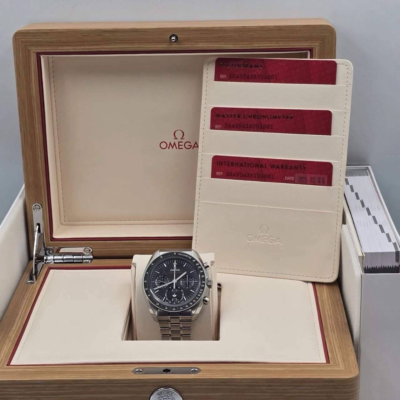2025 OMEGA Speedmaster Meteorite Black Moonphase 43mm Watch 304.30.43.52.01.001