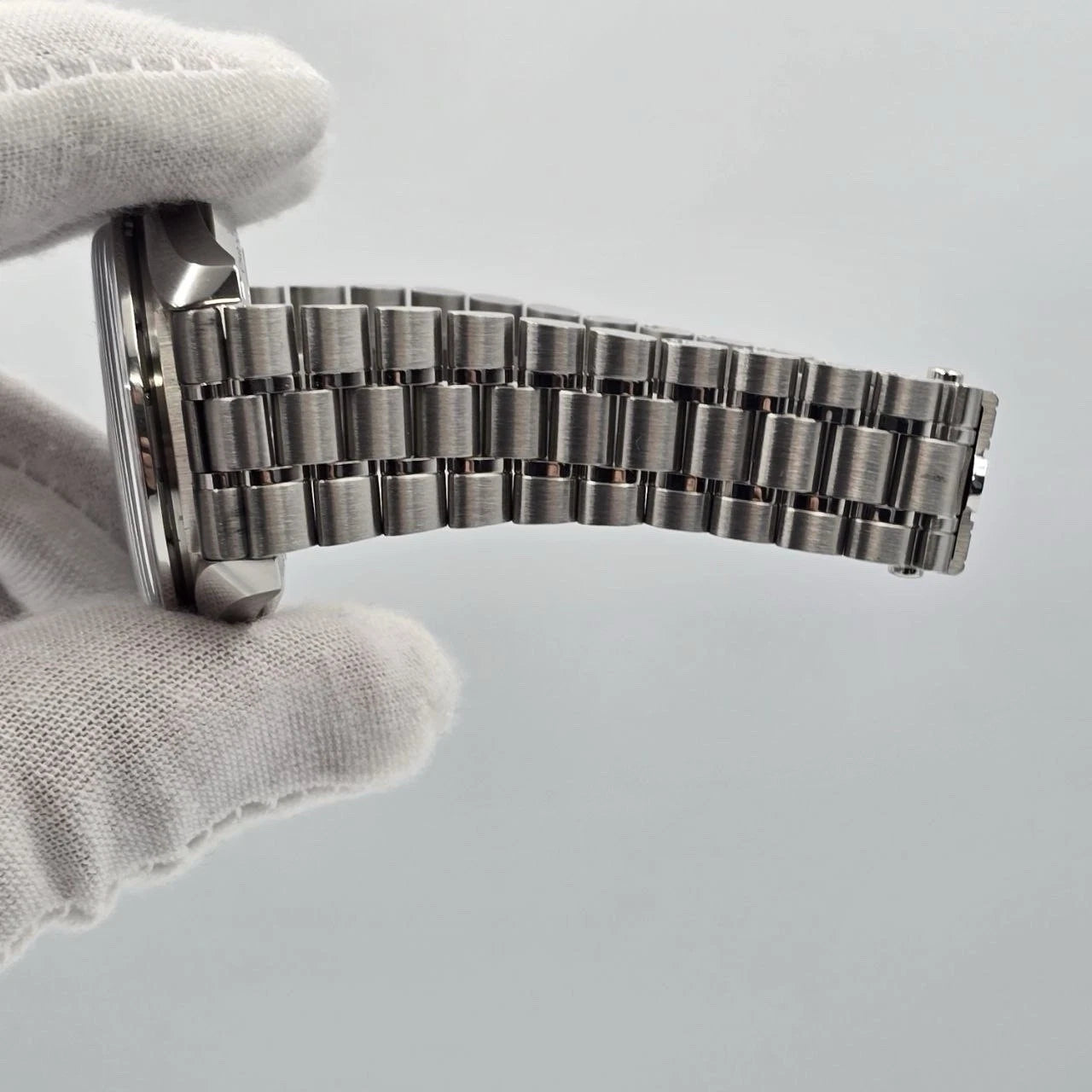 NEW 2025 Omega Speedmaster Professional Moonwatch White Dial 310.30.42.50.04.001