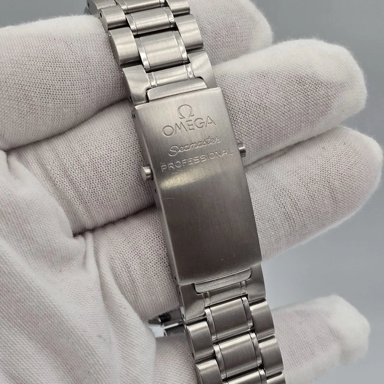 Omega Seamaster Professional 300m Mid Size ‘Peter Blake’ 36mm Watch 2262.50