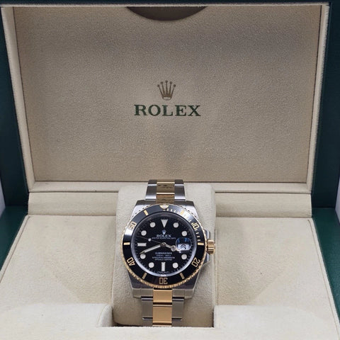 2015 Rolex Submariner Date 40mm 18k Yellow Gold & Steel Black Watch 116613LN B+P