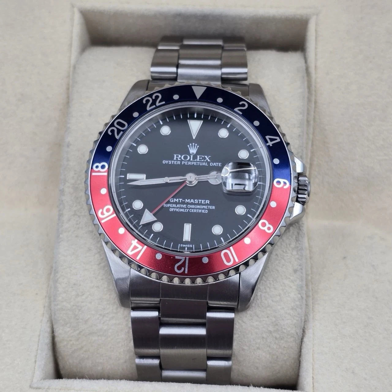 Rolex GMT Master Pepsi Bezel Steel Oyster Bracelet 40mm Watch 16700