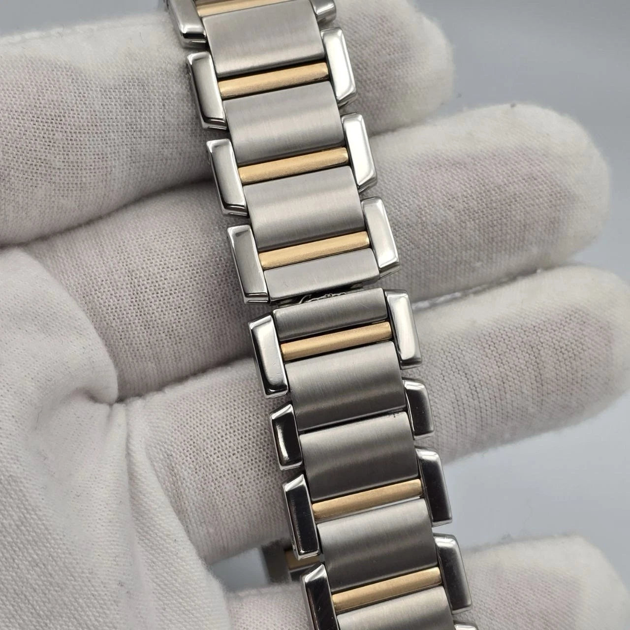 Cartier Tank Francaise Quartz Ladies 18k Gold & Steel Silver Dial 2302