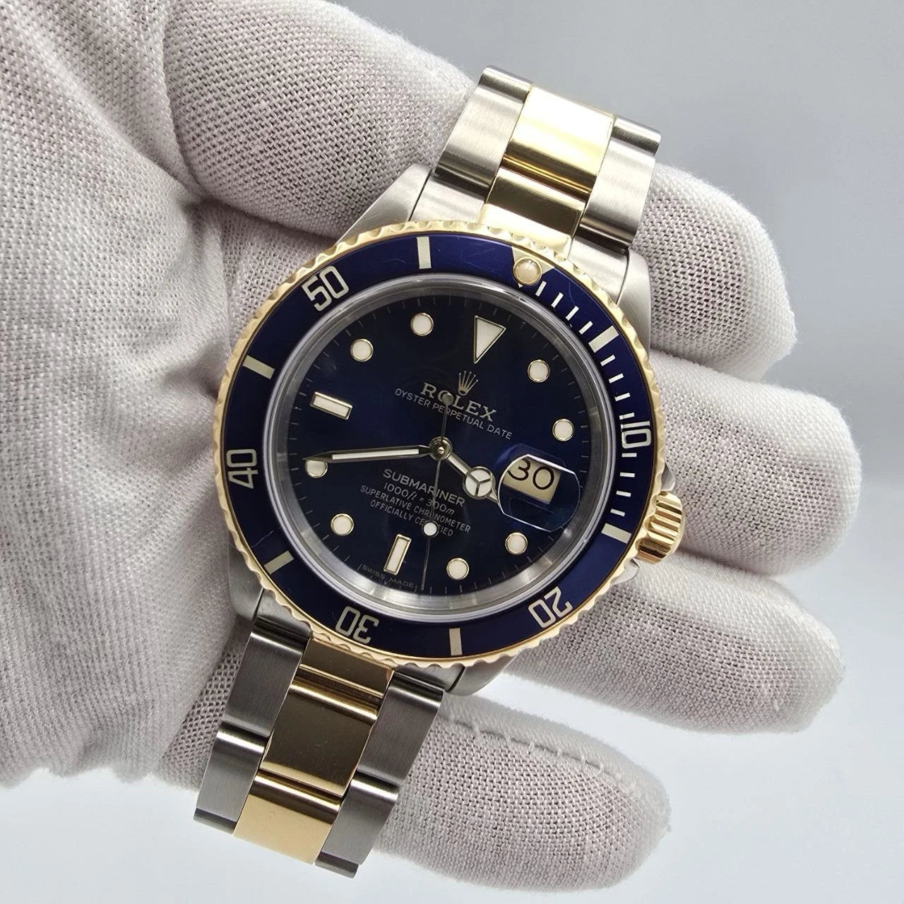 2023 RSC Rolex Submariner Date 18K Gold Blue Stainless Steel 40mm Watch 16803