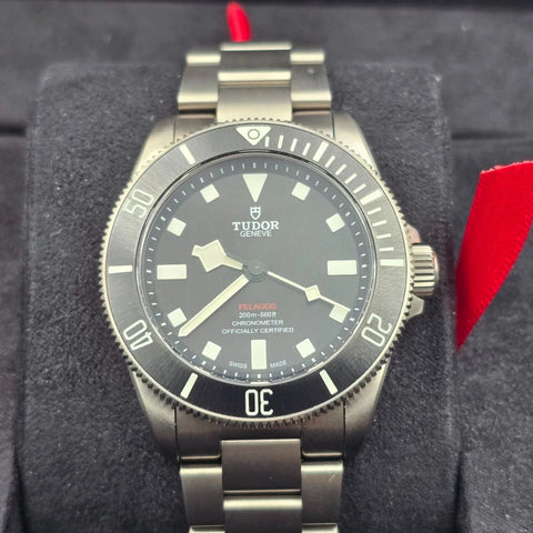 PAPERS 2022 Tudor Pelagos 39mm Titanium Black Dial Automatic Watch 25407N BOX