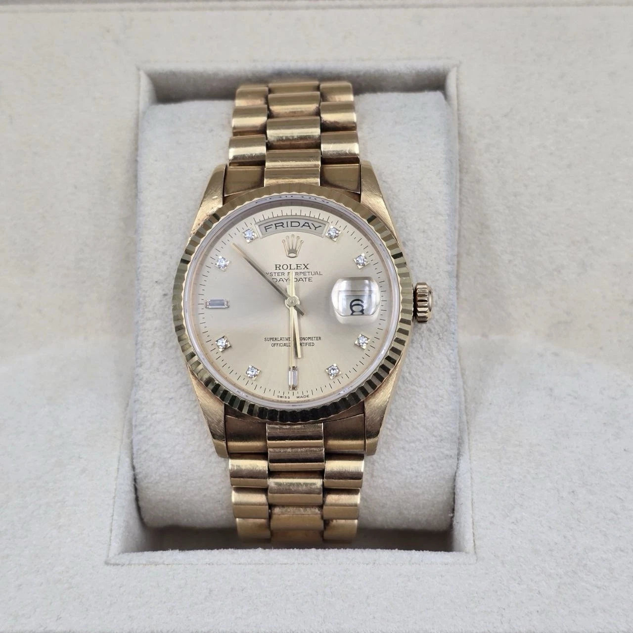 Rolex 18K Gold Day-Date President Gold Champagne Diamond Dial 36mm Watch 18238