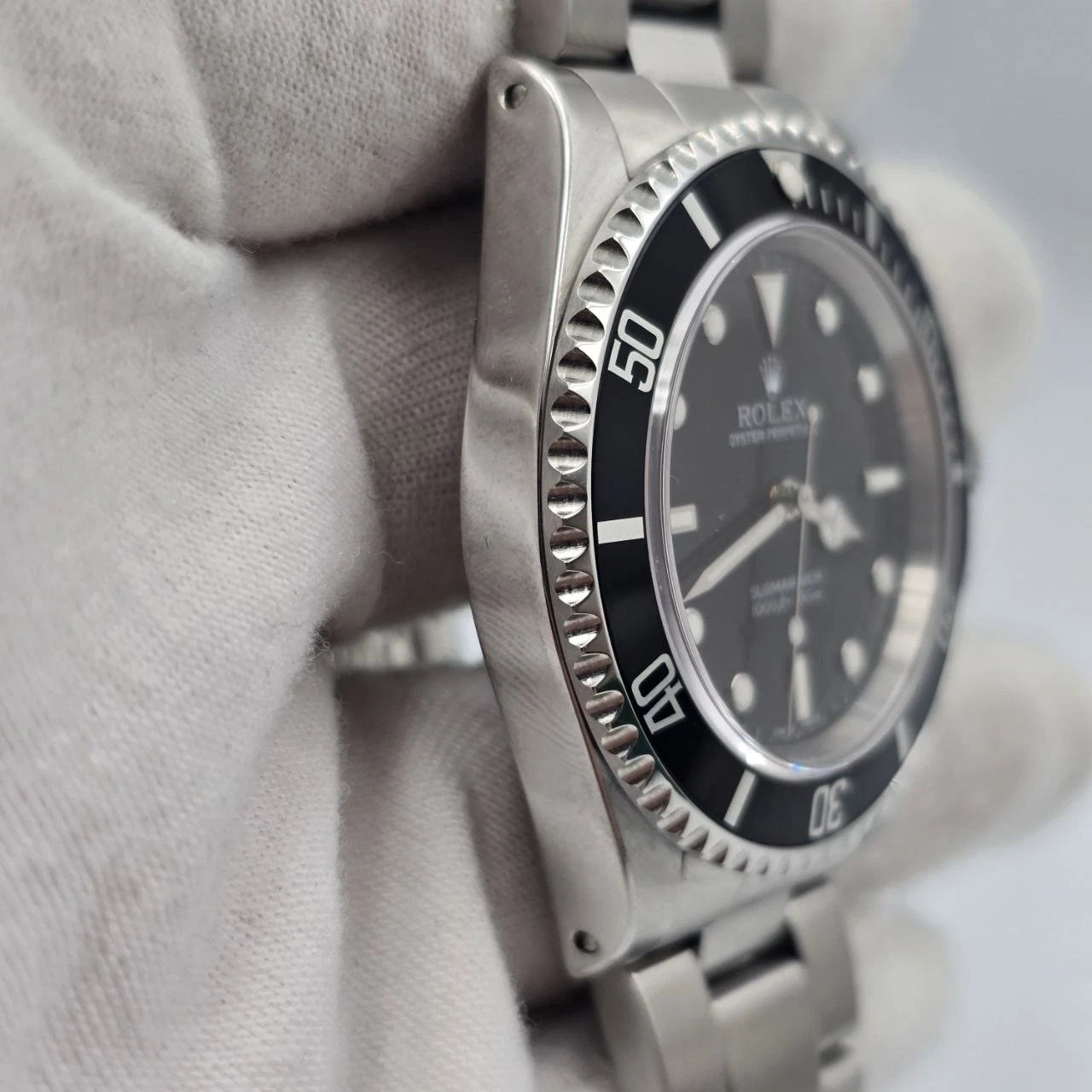 2001 Rolex Submariner No Date 14060M 2 Liner Black Dial Stainless Steel 40mm