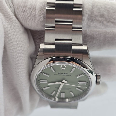 NEW 2025 Rolex Oyster Perpetual Pistachio Dial Stainless Steel 41mm 134300