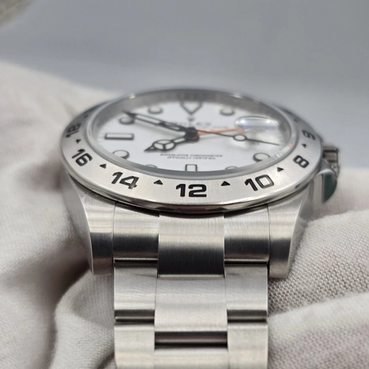Rolex Explorer II 216570 5
