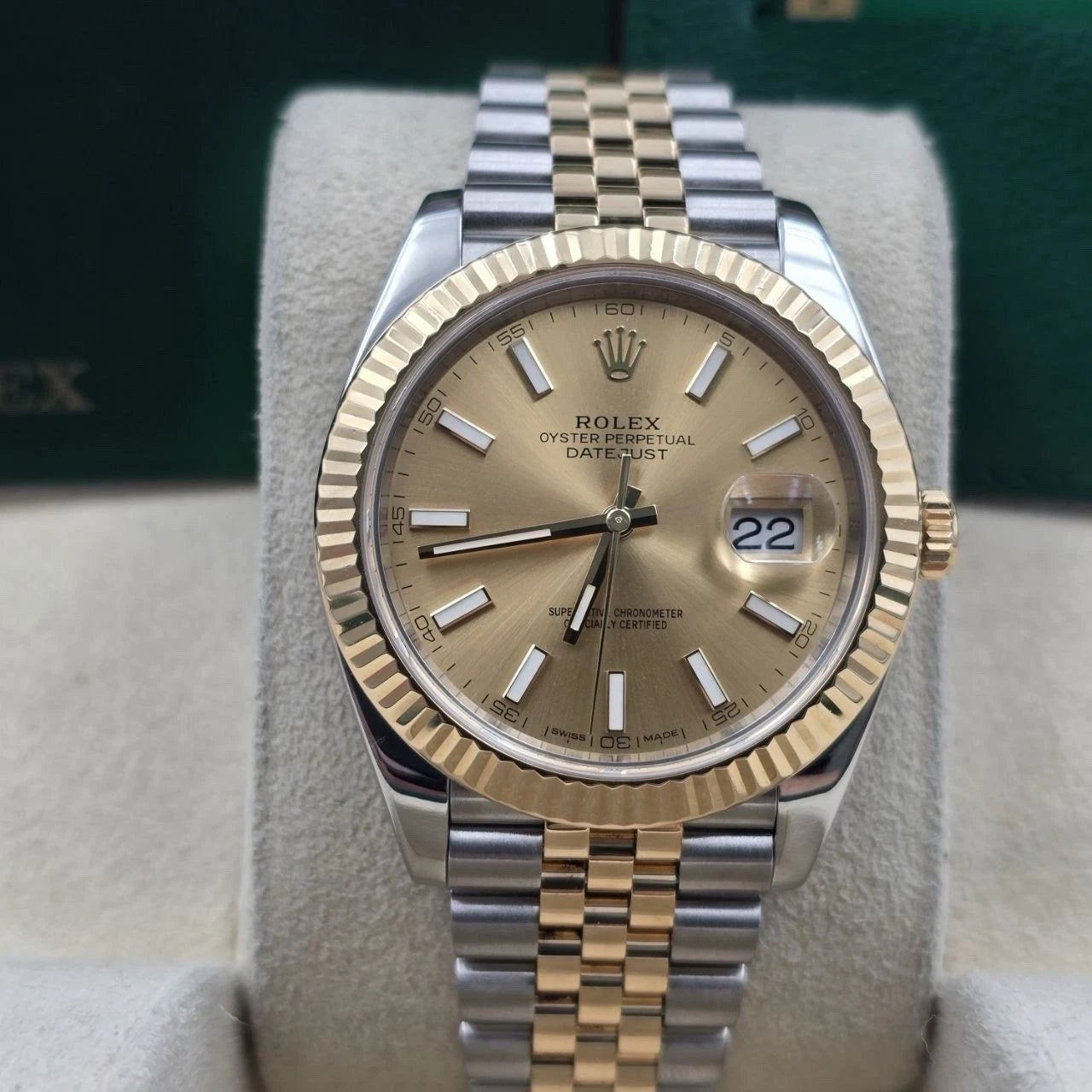 2019 PAPERS Rolex Datejust 41mm 126333 Two Tone Jubilee Champagne Dial BOX