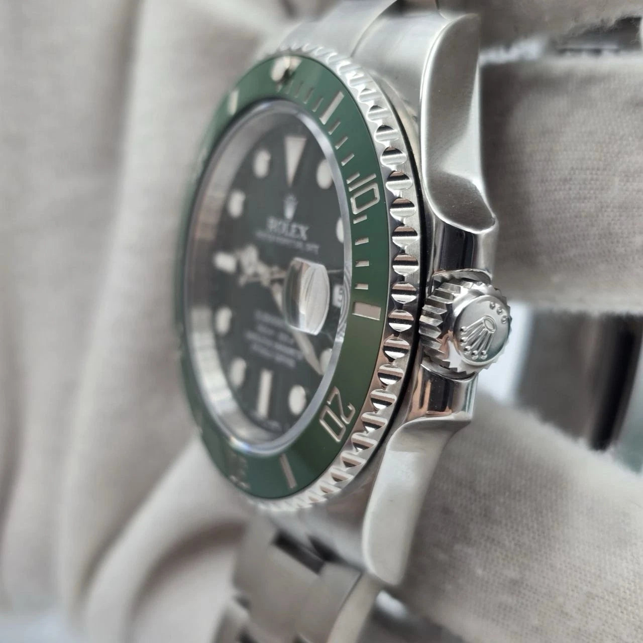 Rolex Submariner Hulk 116610LV