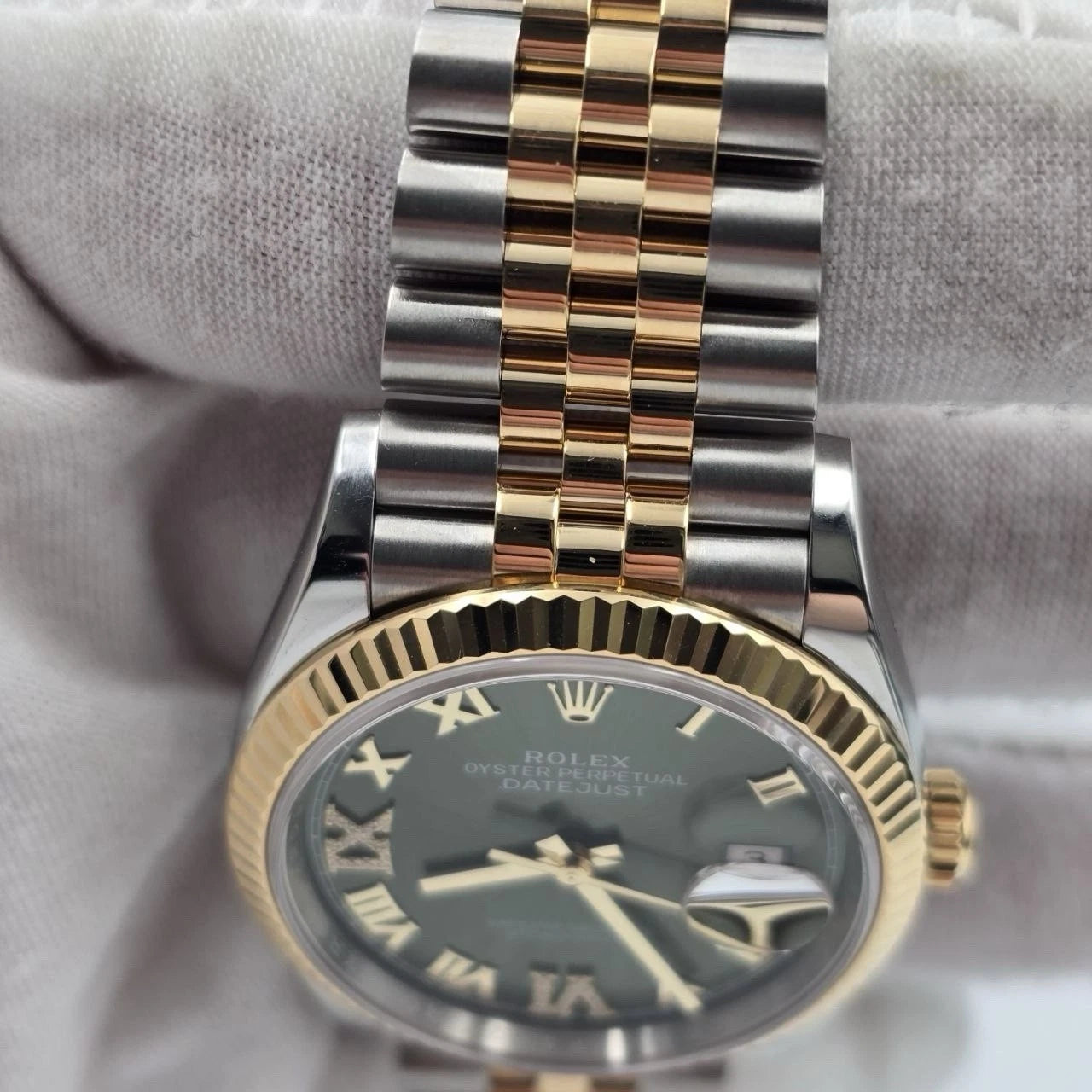 2023 PAPERS Rolex Datejust 36mm 126233 Two-Tone Jubilee Green Diamond Dial BOX