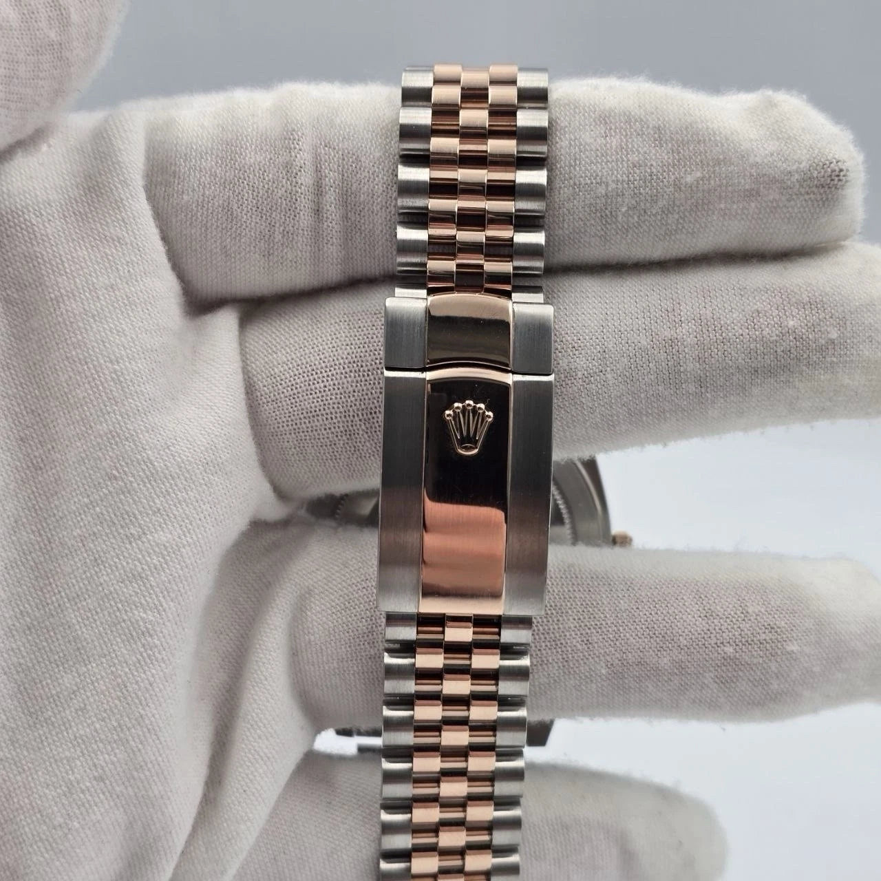 2022 PAPERS Rolex Datejust 41mm 126331 Two-Tone Rose Chocolate Dial Jubilee BOX