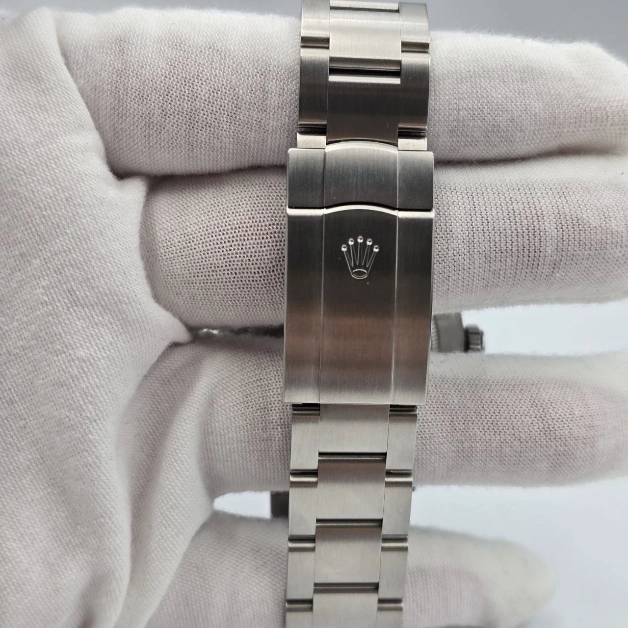 NEW 2025 Rolex Oyster Perpetual Stainless Steel 41mm Beige Dial 134300