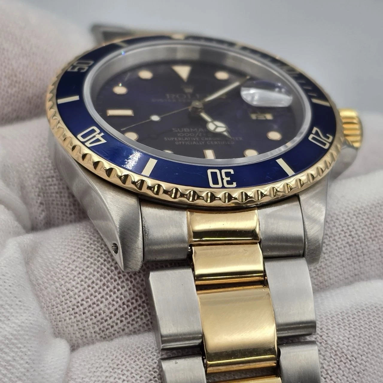 Rolex Submariner Date 16613 Blue Dial Stainless Steel Two Tone Gold 40mm Watch