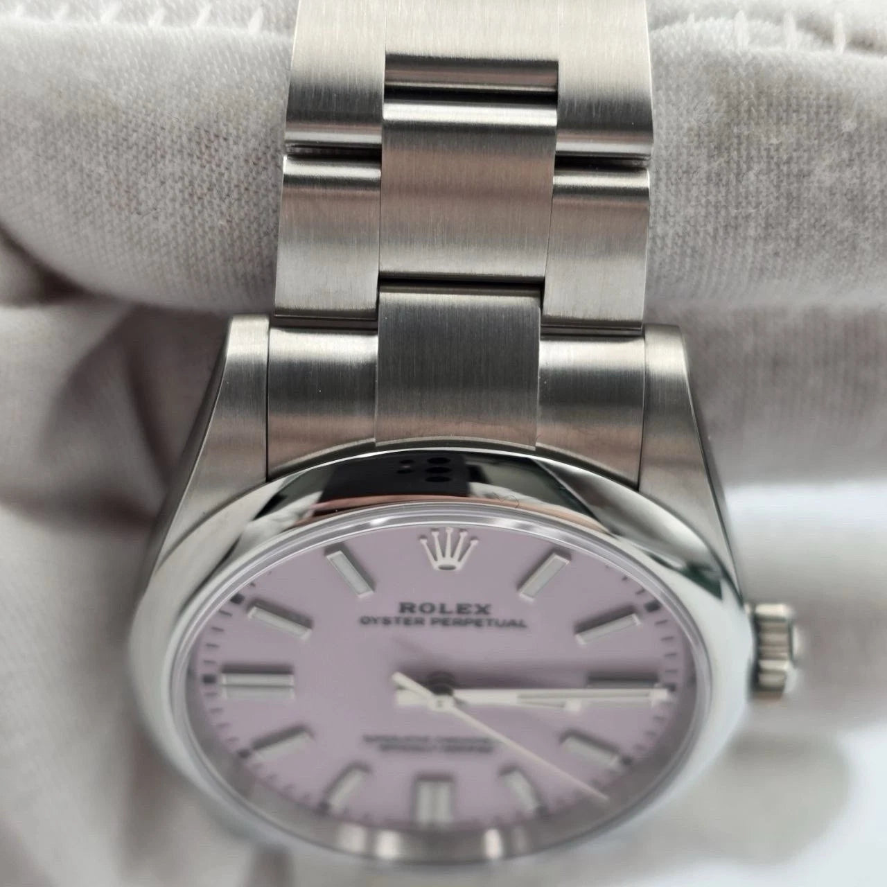 NEW STICKERED 2026 Rolex Oyster Perpetual Steel 41mm 134300 Candy Pink Dial