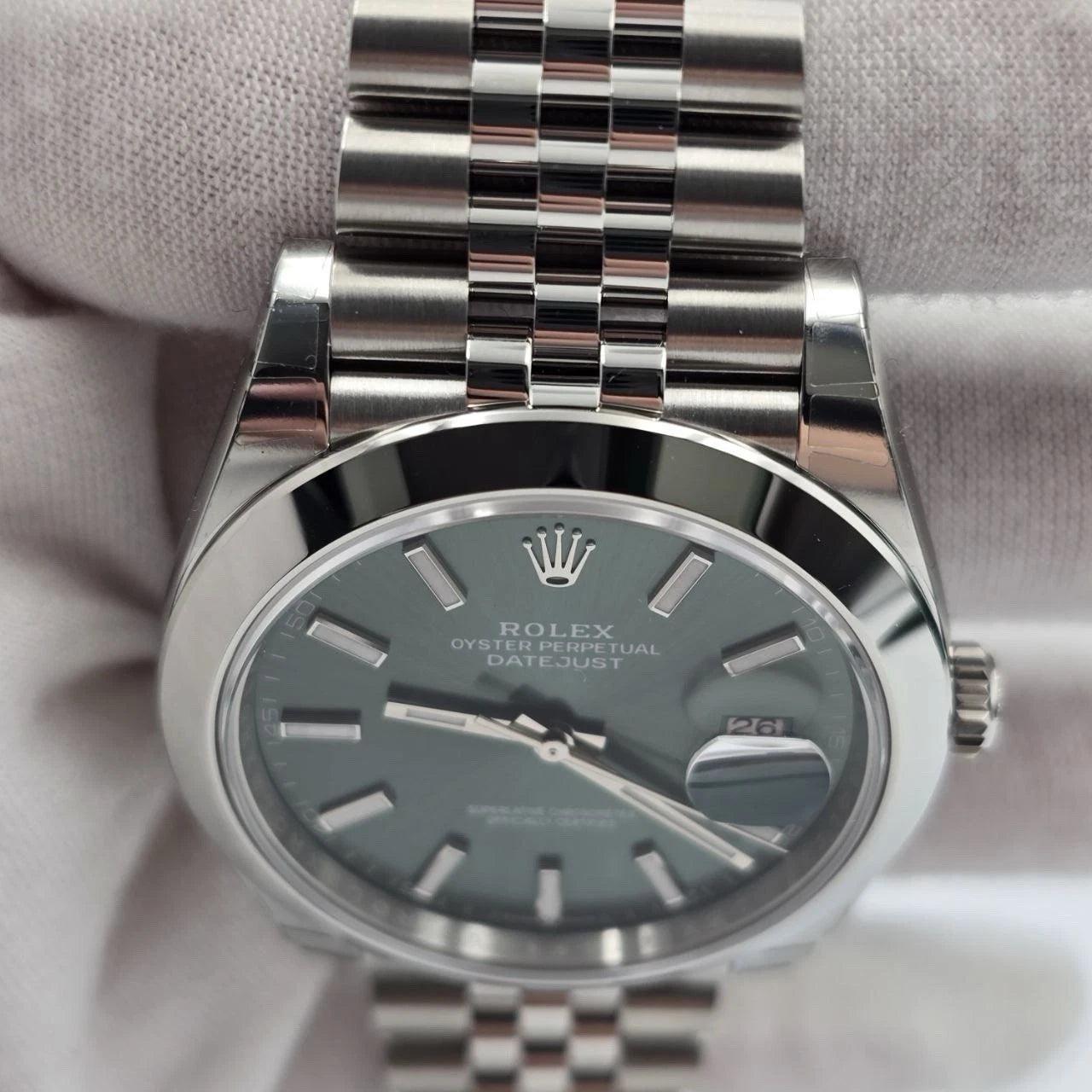 NEW 2026 STICKERED Rolex Datejust 41mm Mint Green Smooth Jubilee 126300