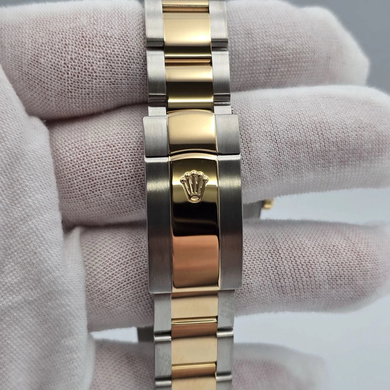 PAPERS 2025 Rolex Datejust 41mm Two Tone Wimbledon Dial Oyster 126333 BOX