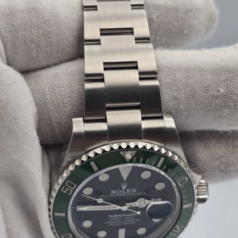 PAPERS 2022 Rolex Submariner Date Starbucks Green Bezel Black 41mm 126610LV BOX