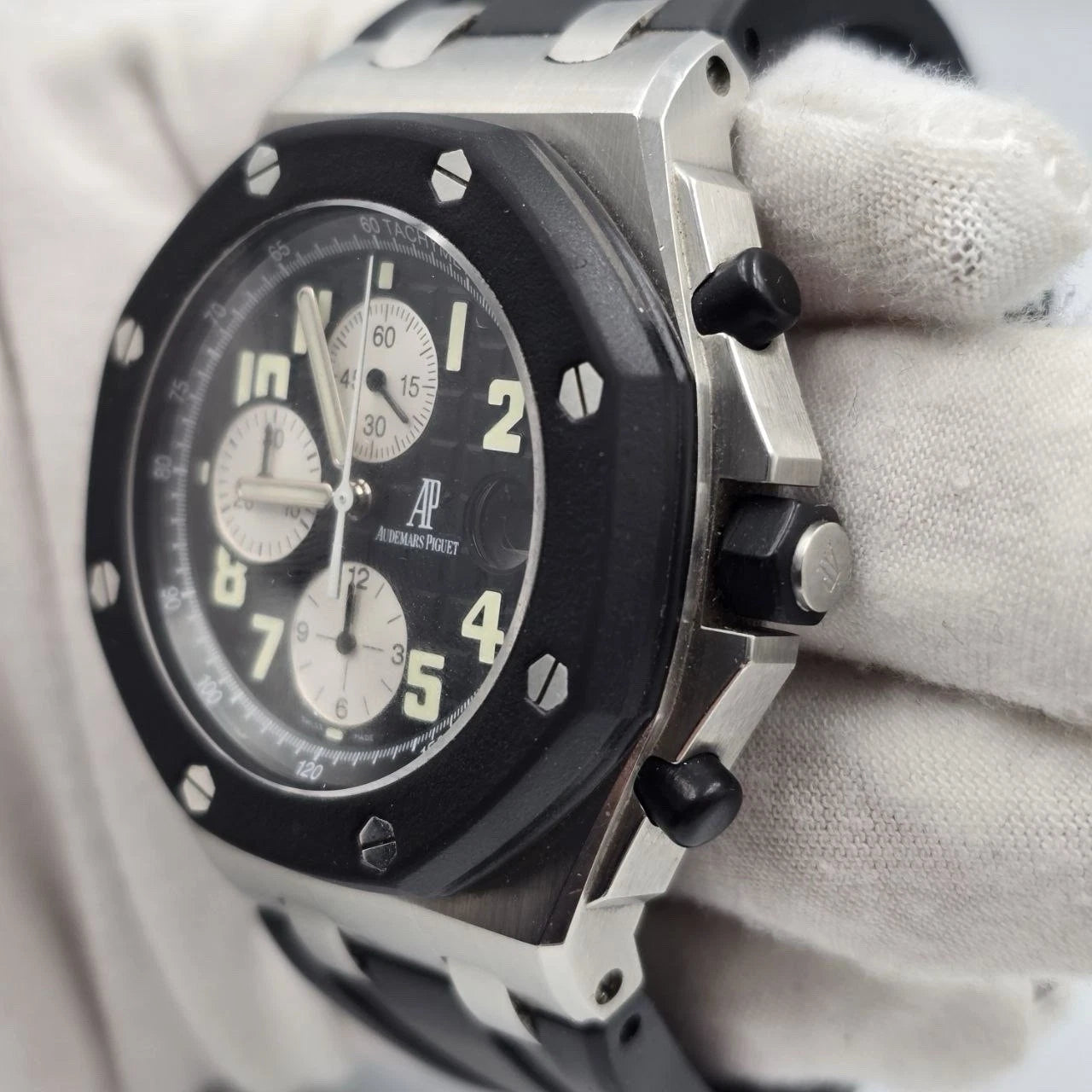 2010 PAPERS Audemars Piguet Royal Oak Offshore Black 42mm Rubberclad 25940SK