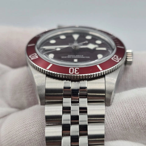 PAPERS 2025 Tudor Black Bay 58 Burgundy Jubilee 39mm Watch M7939A1A0RU BOX