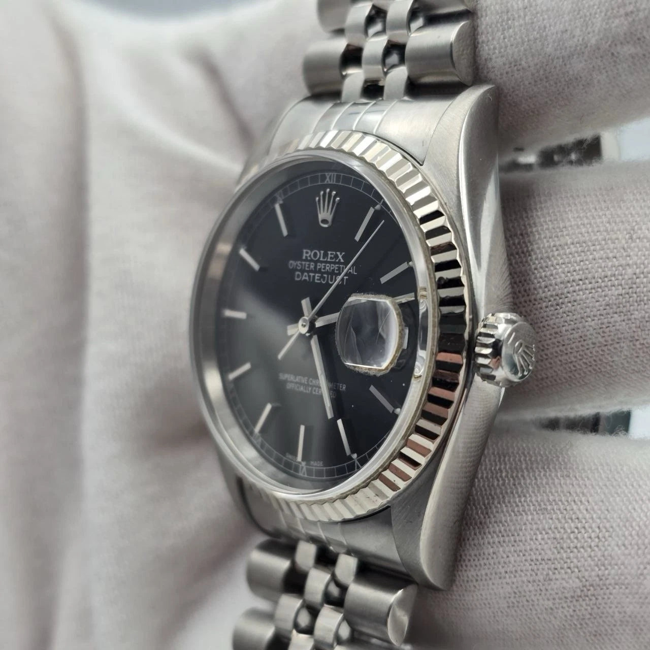 2005 Rolex Datejust Factory Black Dial Stainless Steel Jubilee 16234 36mm Watch