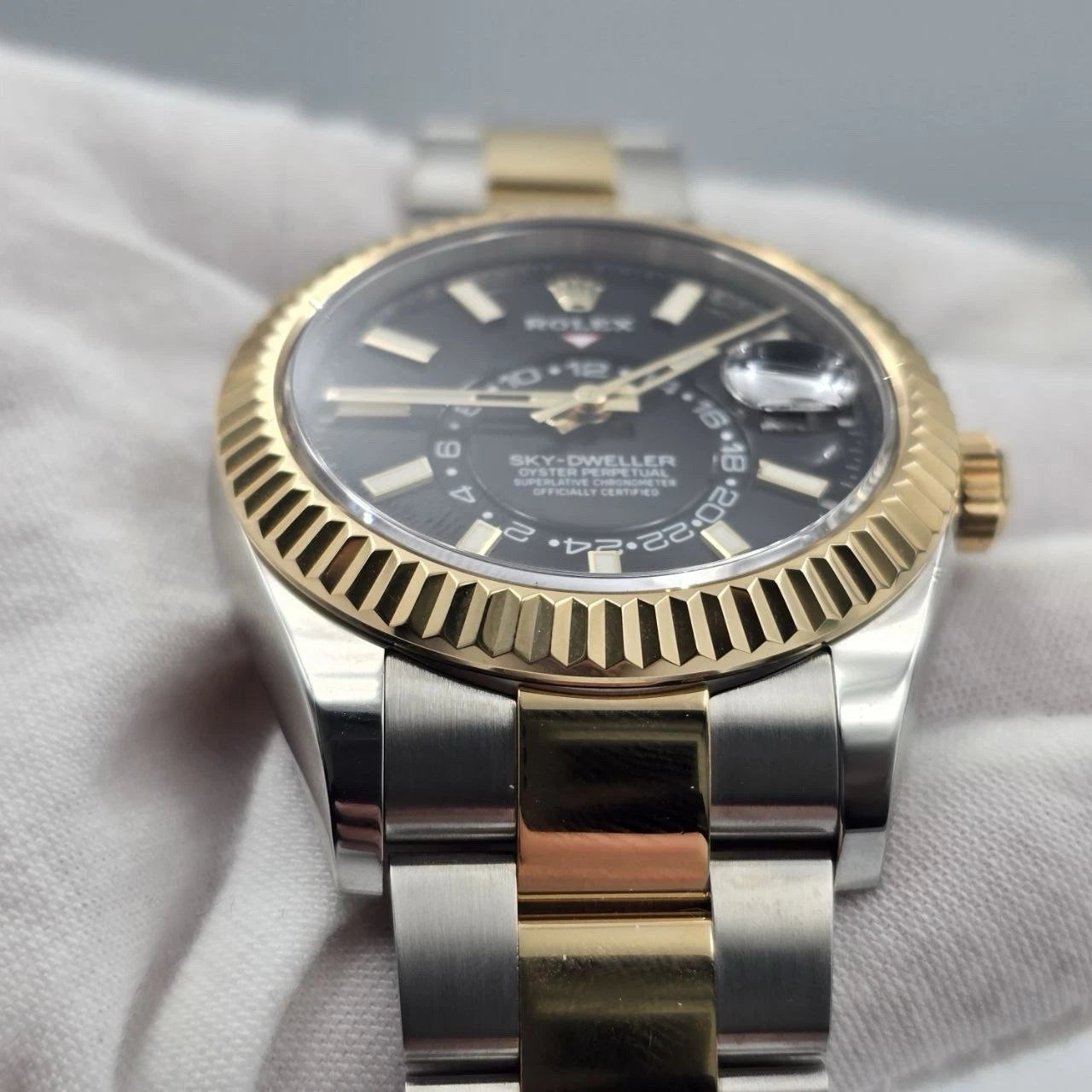 2019 PAPERS Rolex Sky-Dweller Two-Tone Gold Steel Black 42mm 326933 BOX
