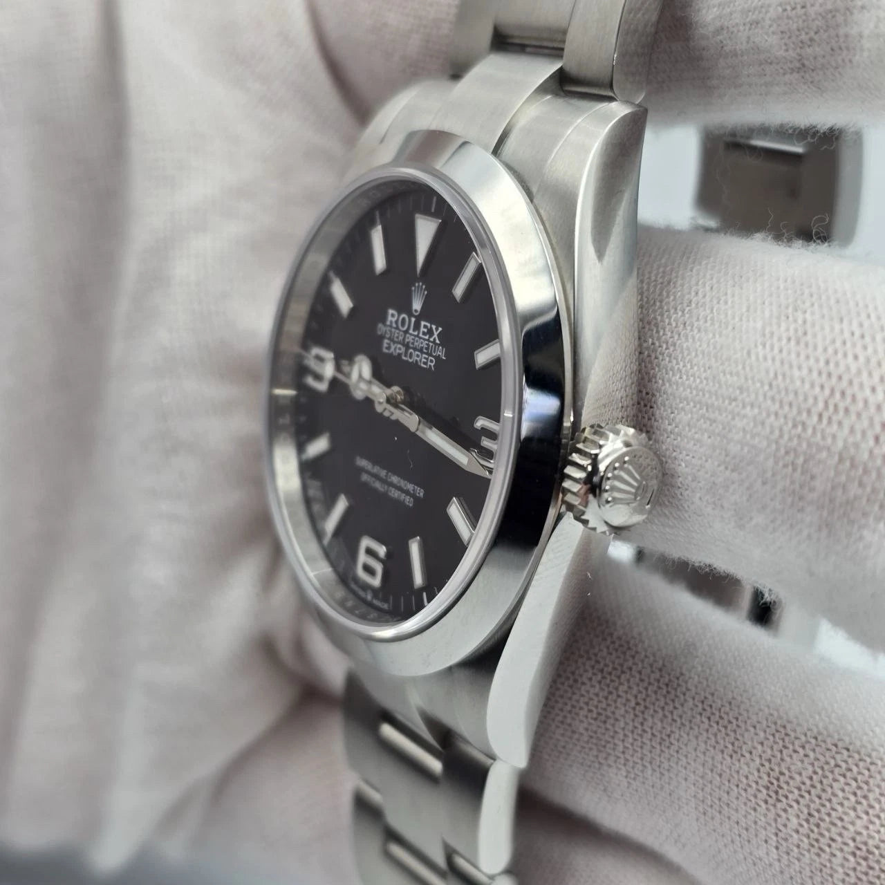 PAPERS 2024 Rolex Explorer I 40mm 224270 Stainless Steel Black Dial BOX