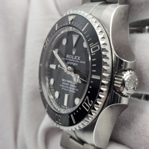 PAPERS 2023 Rolex Sea-Dweller Deepsea Black Ceramic Steel Dive 44mm 136660 BOX