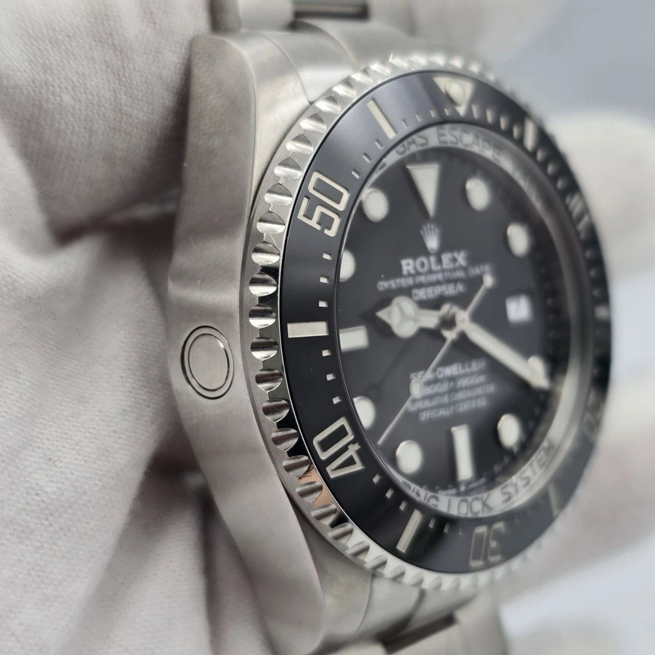 2021 PAPERS Rolex Sea-Dweller Deepsea Black 44mm Stainless Ceramic 126660 BOX