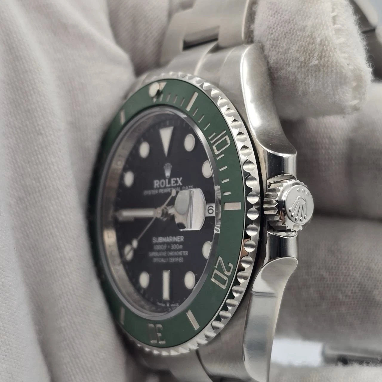 PAPERS 2022 Rolex Submariner Date Starbucks Green Bezel Black 41mm 126610LV BOX