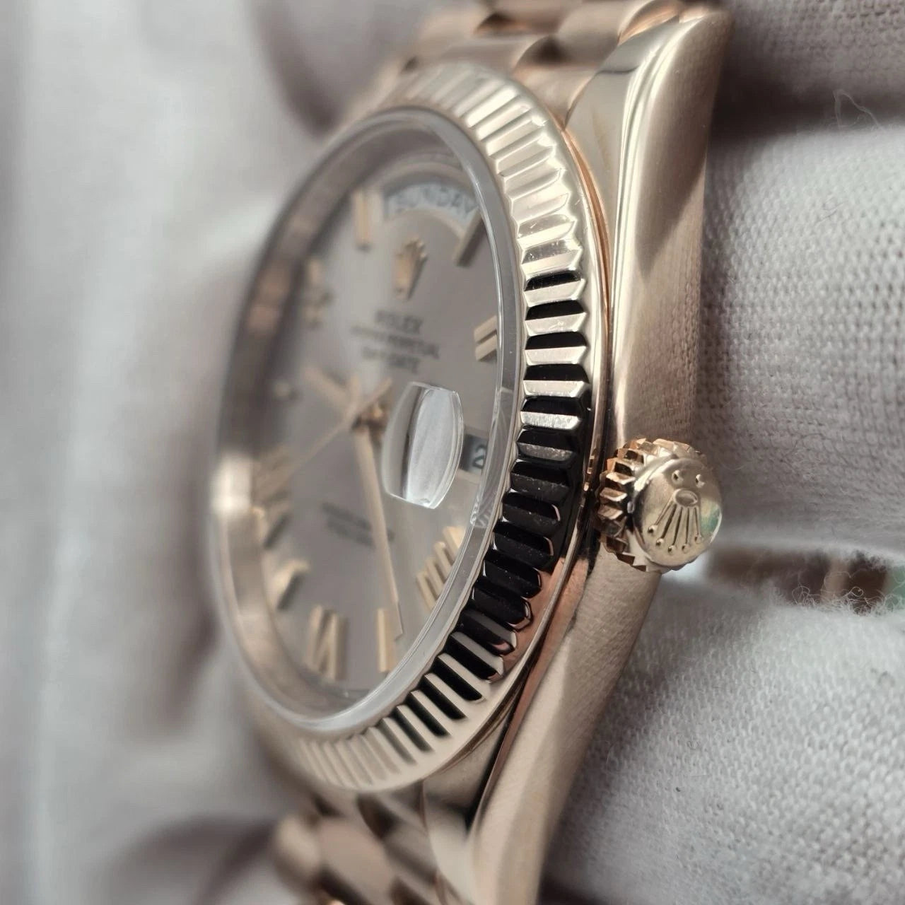 2016 PAPERS Rolex Day-Date 40 228235 President Rose Gold Sundust Roman Dial BOX