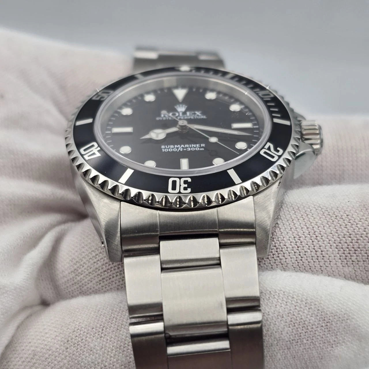 Rolex Submariner No Date 14060M 2 Liner Black Dial Stainless Steel 40mm Watch