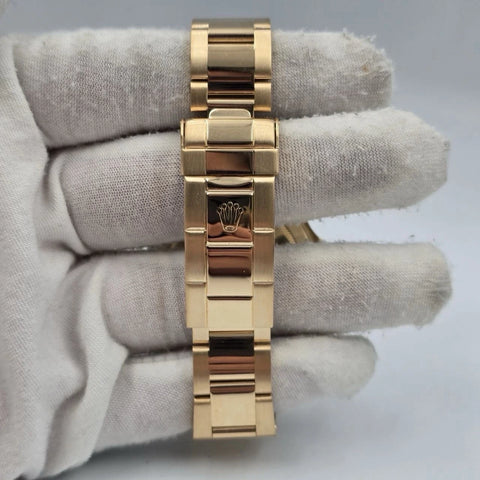 Rolex Submariner Date 16618 Yellow Gold Blue Dial