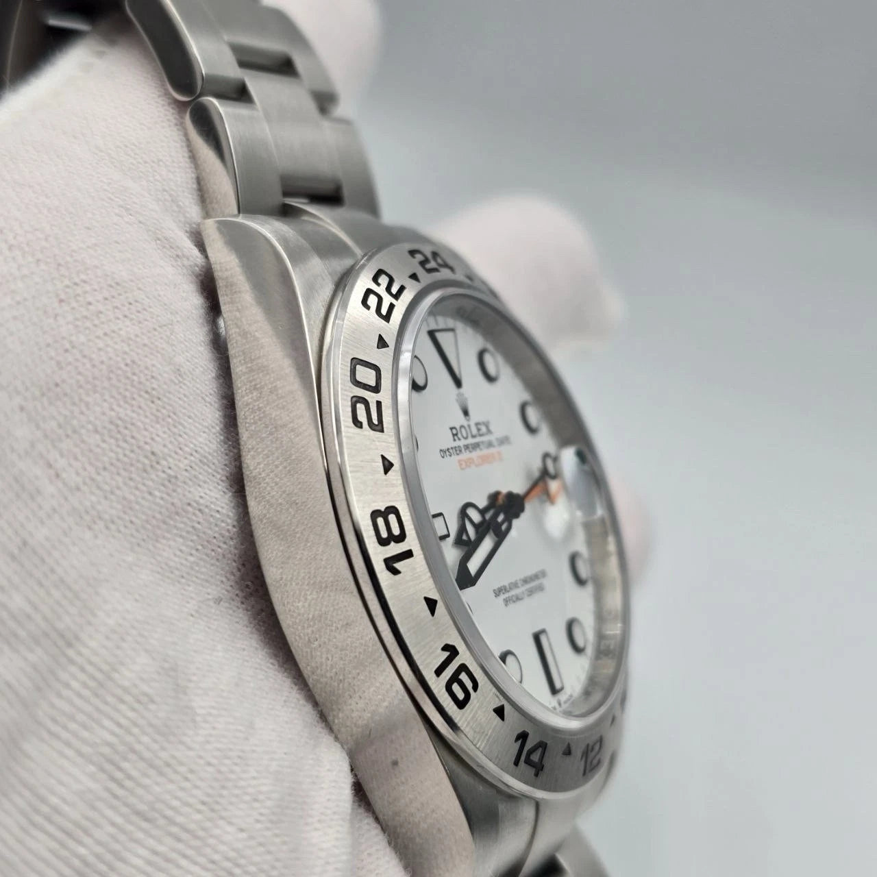 2023 PAPERS Rolex Explorer II 42mm 226570 Stainless Steel Polar White Dial BOX