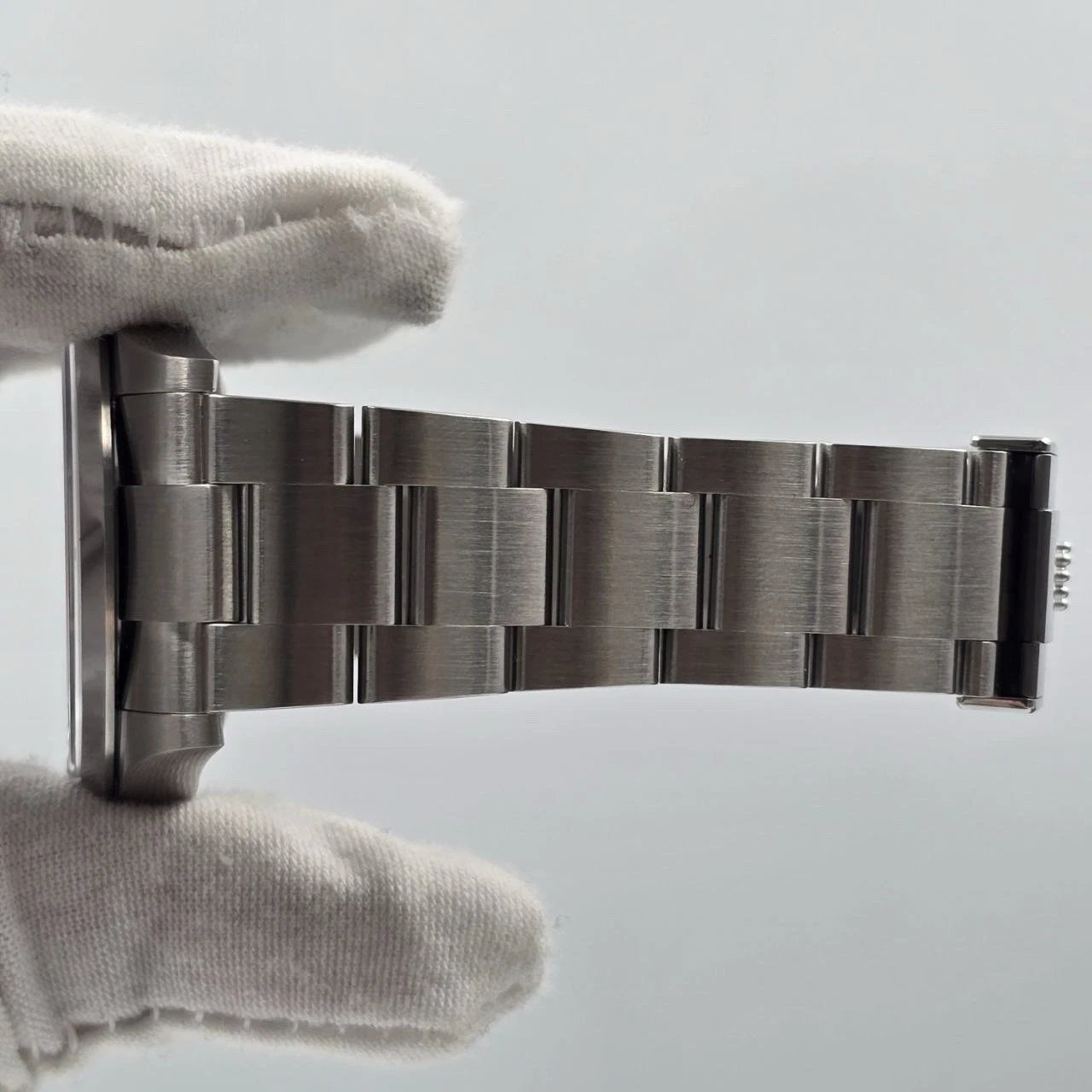 Rolex Explorer I 224270 9
