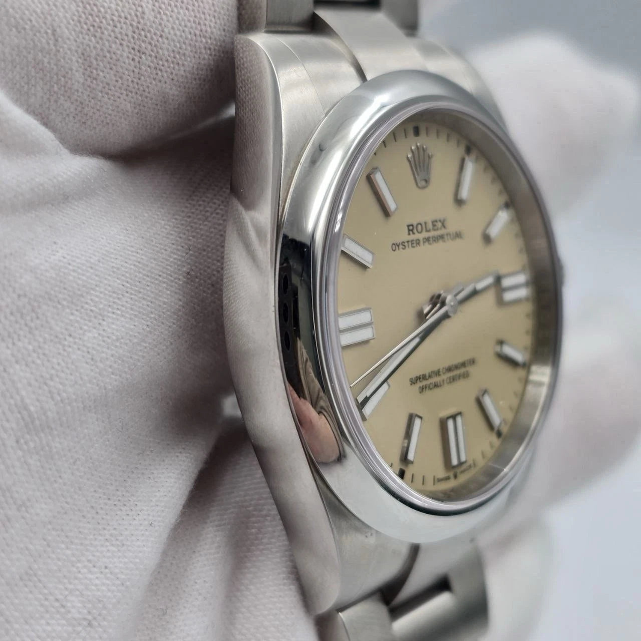 NEW 2025 Rolex Oyster Perpetual Stainless Steel 41mm Beige Dial 134300