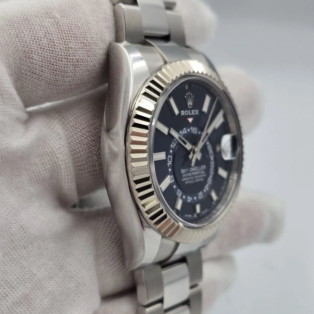 PAPERS 2023 Rolex Sky Dweller 42mm Oyster Blue Dial Steel Watch 326934 BOX