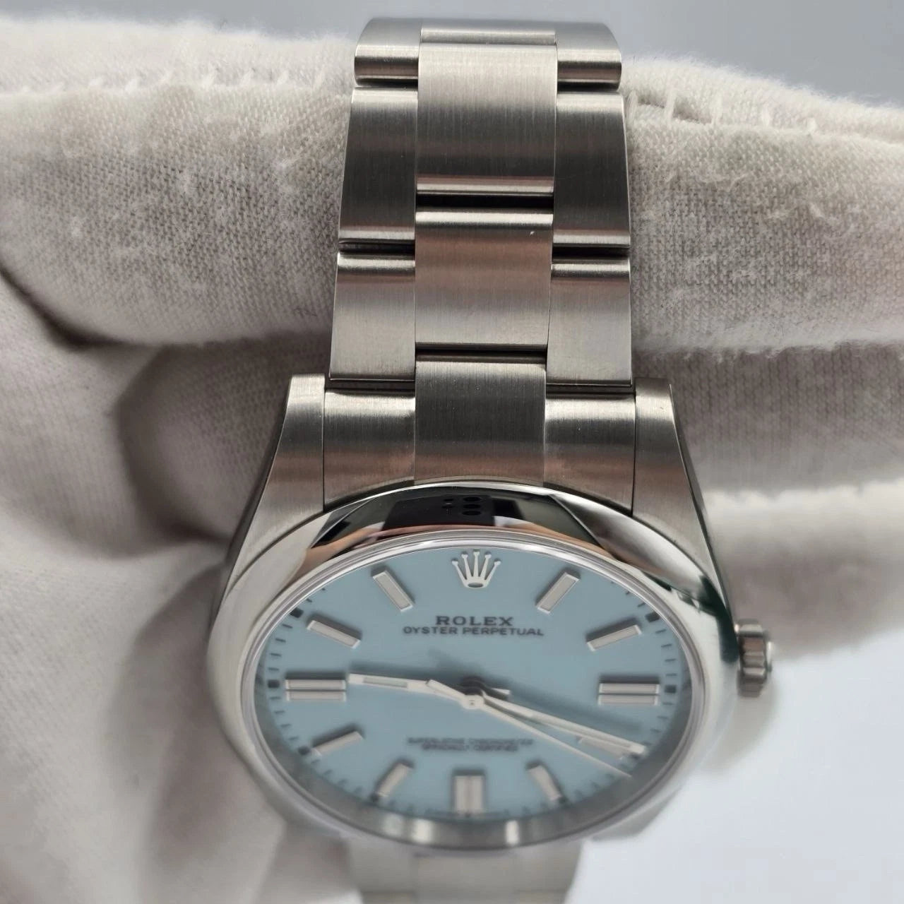 NEW STICKERED 2021 PAPERS Rolex Oyster Perpetual 41mm Tiffany Blue 124300 BOX