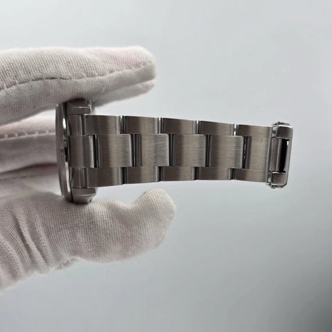 2001 Rolex Explorer l 114270 36mm Stainless Steel Black Dial Watch