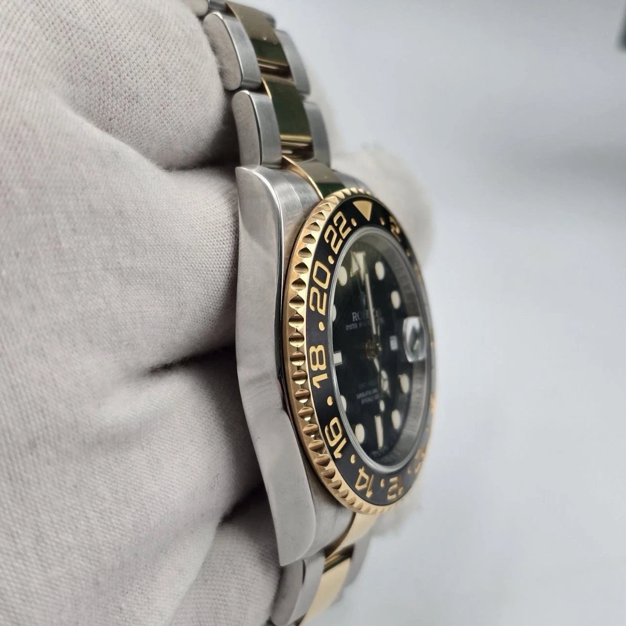 Rolex GMT-Master II 116713LN Two Tone 3