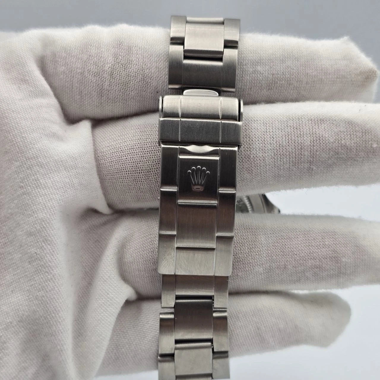 PAPERS Rolex Sea-Dweller 16600 Stainless Steel Black Dial 40mm Watch