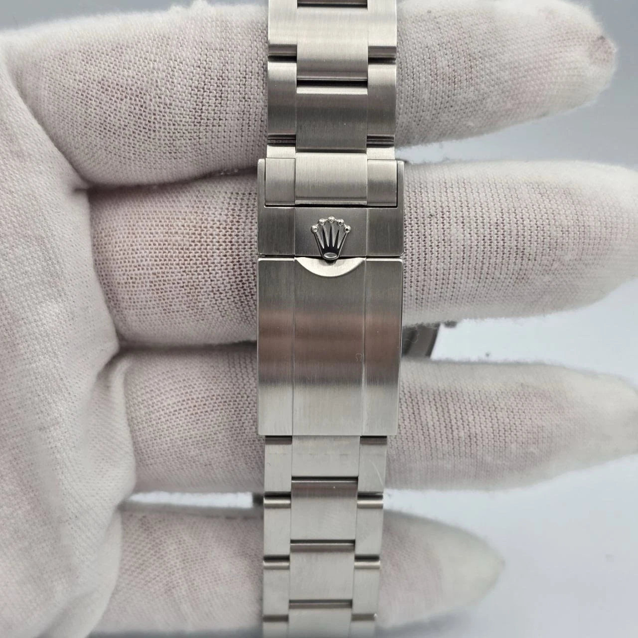 PAPERS 2024 Rolex Explorer I 40mm 224270 Stainless Steel Black Dial BOX