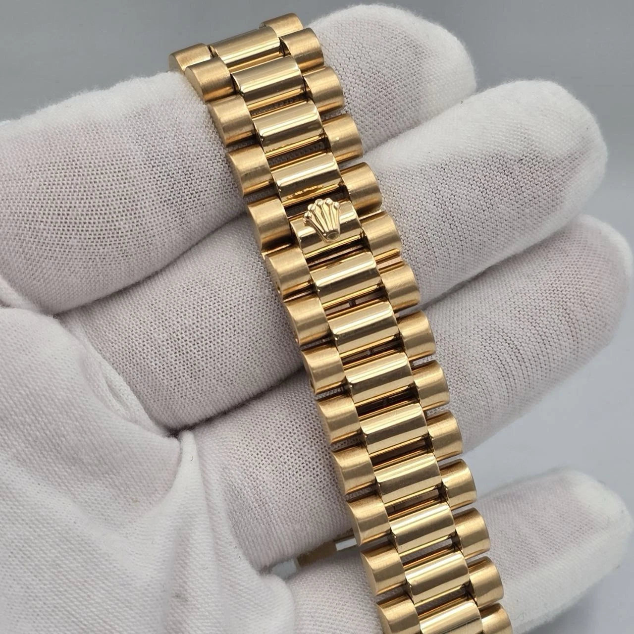 PAPERS Rolex Day-Date 18038 President 18k Gold White Dial 36mm BOX